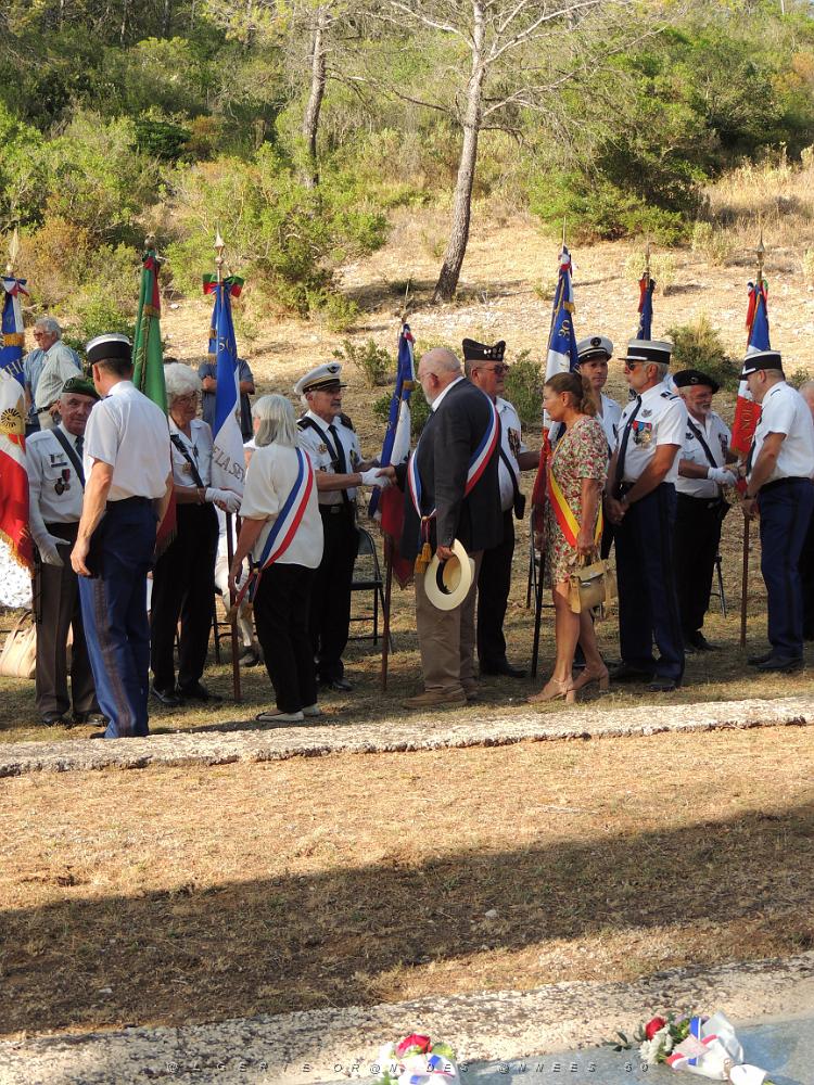 2023 07 18 SIGNES - HOMMAGE AUX 38 RESISTANTS FUSILLES EN 1944 (128).JPG -           